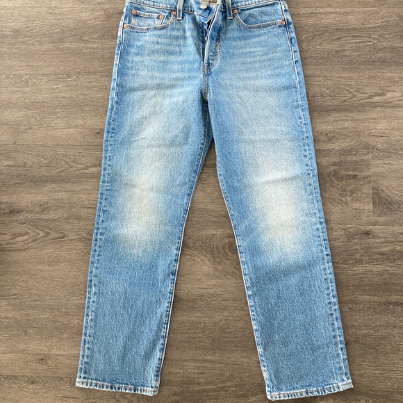 [SOLD] LEVI Wedgie Straight - Picture 3 of 3